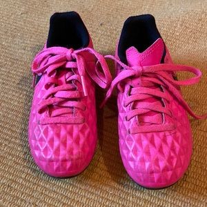 Nike Tiempo Girls Soccer Cleats